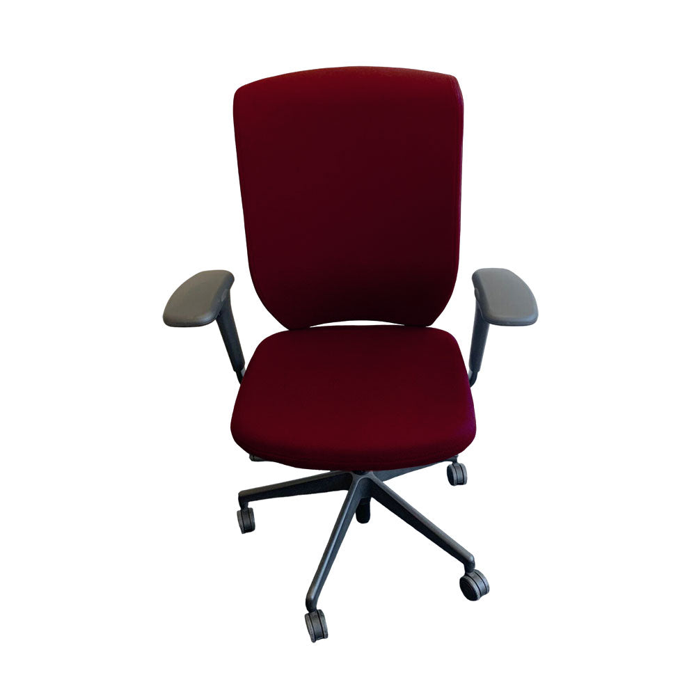 <tc>Senator</tc>: Chaise Evolve à dossier haut avec accoudoirs réglables en hauteur en cuir bordeaux - Reconditionnée