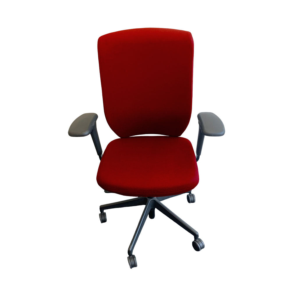 <tc>Senator</tc>: Chaise Evolve à dossier haut avec accoudoirs réglables en hauteur en tissu rouge - Reconditionnée