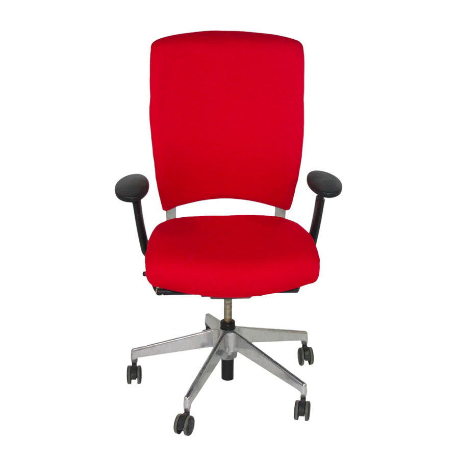 <tc>Senator</tc>: Chaise de bureau Enigma S21 avec cadre en aluminium et tissu rouge - Reconditionnée