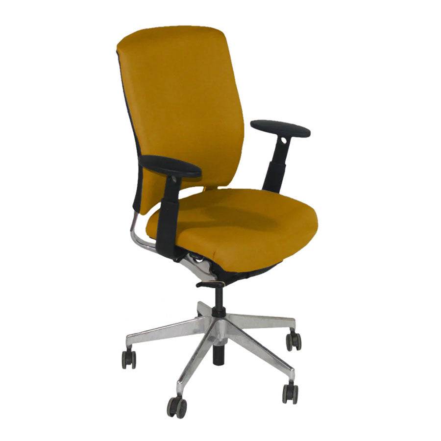 <tc>Senator</tc>: Chaise de bureau Enigma S21 avec structure en aluminium et tissu jaune - Reconditionnée