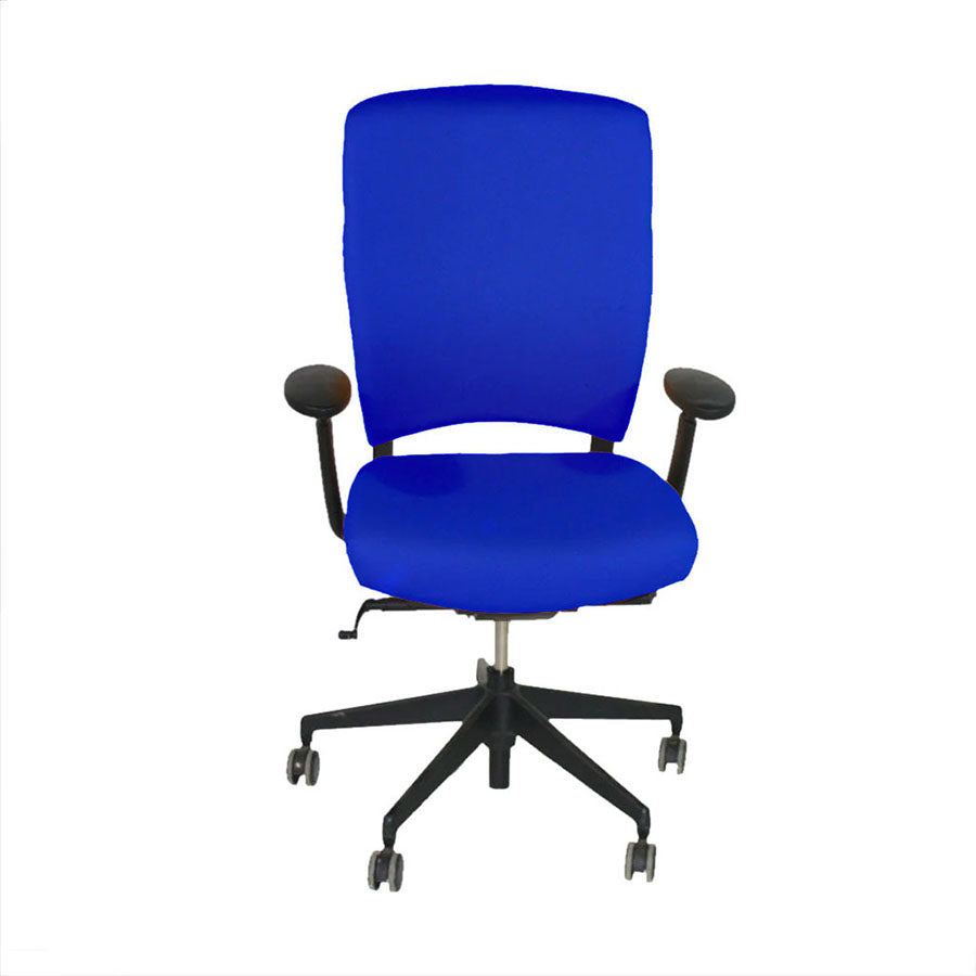 <tc>Senator</tc>: Chaise de bureau Enigma S21 avec cadre noir en tissu bleu - Reconditionnée