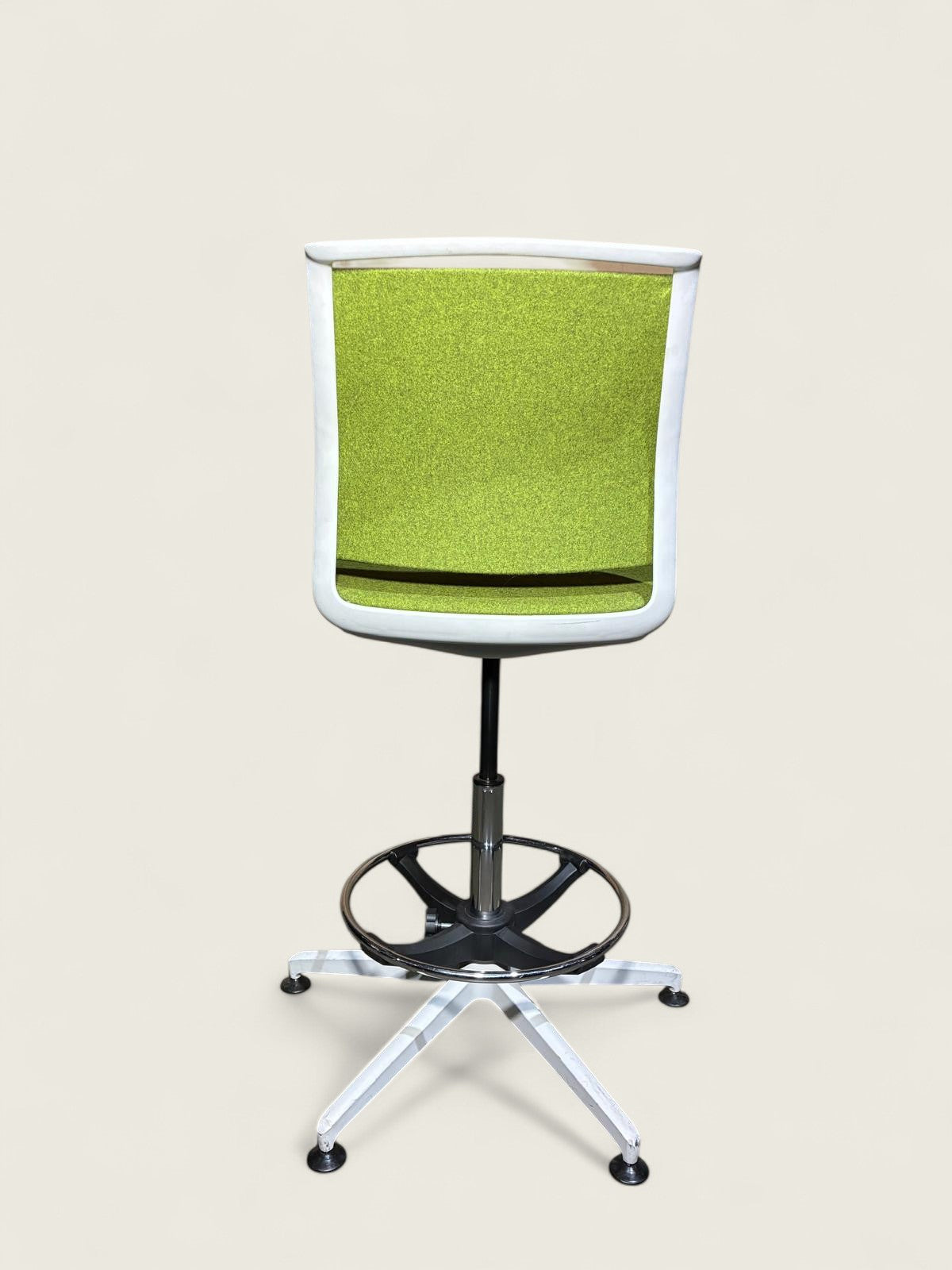 <tc>Senator</tc>Chaise de dessinateur verte - Remise à neuf