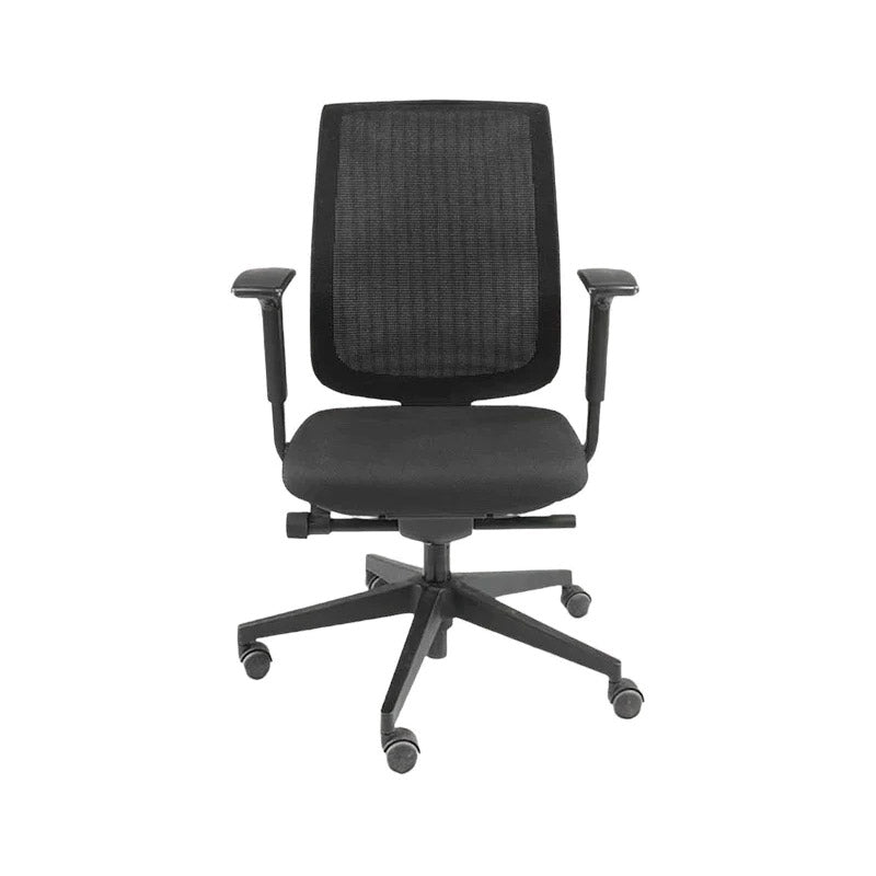 <tc>Steelcase</tc>: Chaise de bureau Reply avec dossier en maille et tissu gris - Reconditionnée