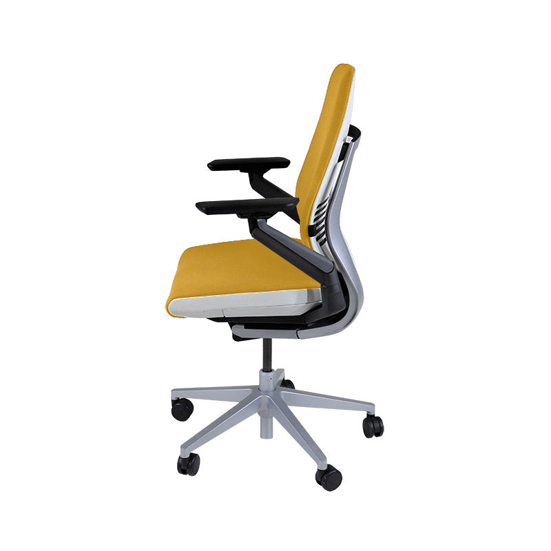 <tc>Steelcase</tc>: Chaise de bureau ergonomique Gesture - Tissu jaune - Reconditionnée