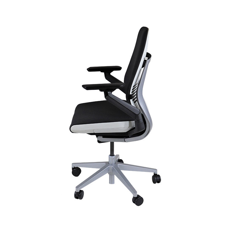 <tc>Steelcase</tc>: Chaise de bureau ergonomique Gesture - Tissu gris - Reconditionnée