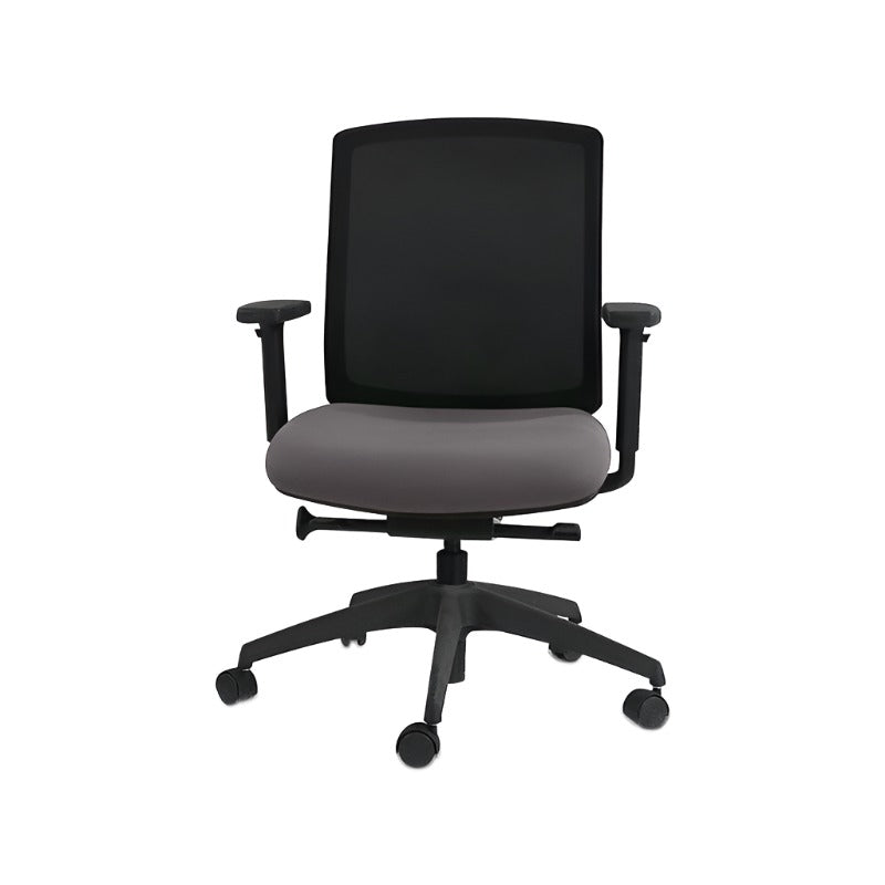<tc>Steelcase</tc>: Chaise de travail Reply (cadre noir) - Reconditionnée