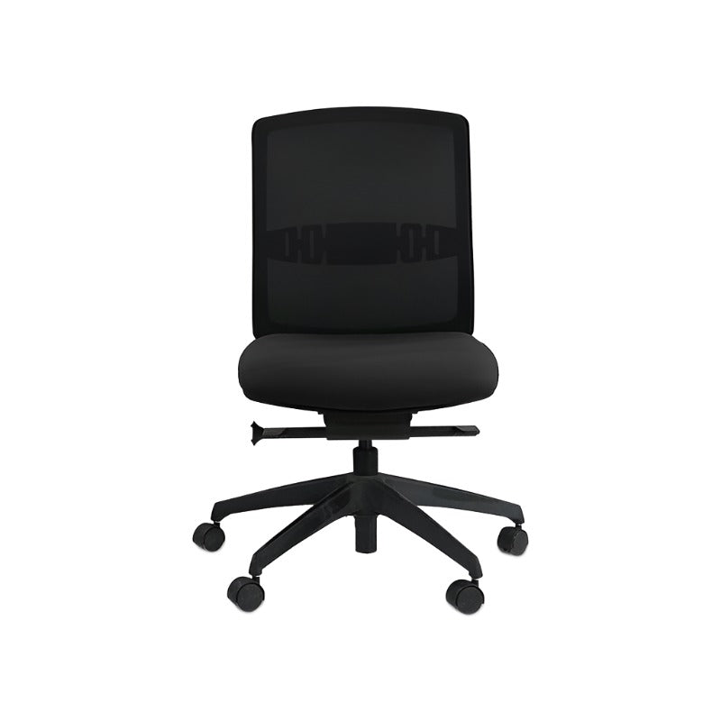 <tc>Steelcase</tc>: Chaise de travail Reply (cadre noir) sans accoudoirs - Reconditionnée