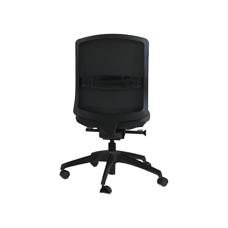 <tc>Steelcase</tc>: Chaise de travail Reply (cadre noir) sans accoudoirs - Reconditionnée