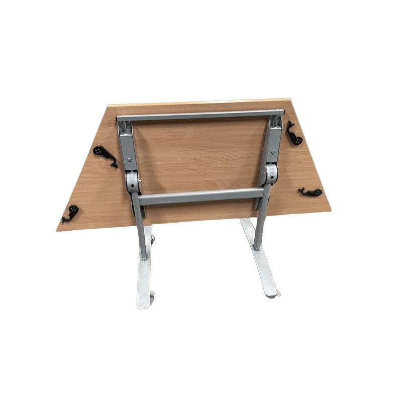 Teknik: bureau de bureau trapézoïdal - rénové