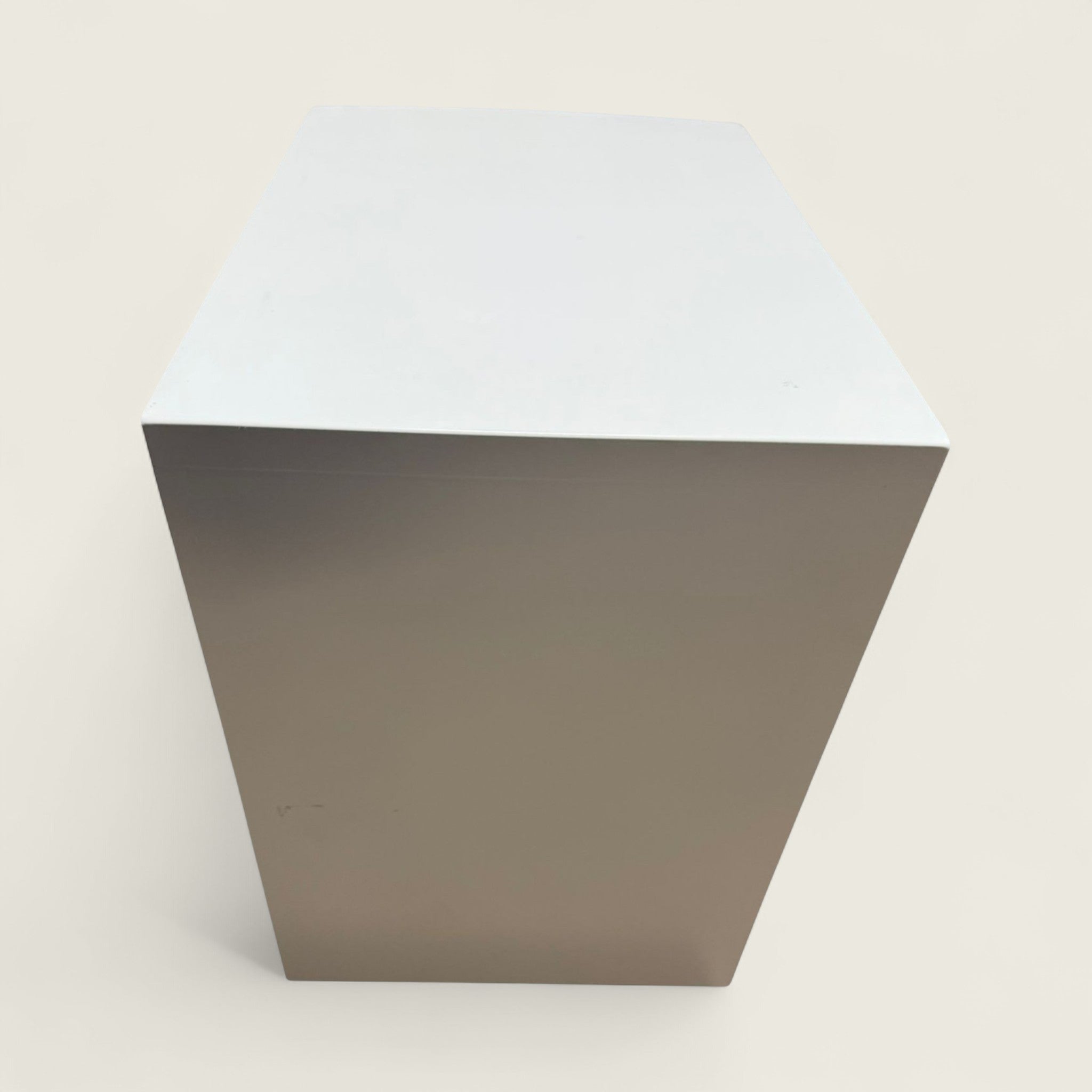 <tc>Steelcase</tc>: Caisson mobile fin à 4 tiroirs - Remis à neuf