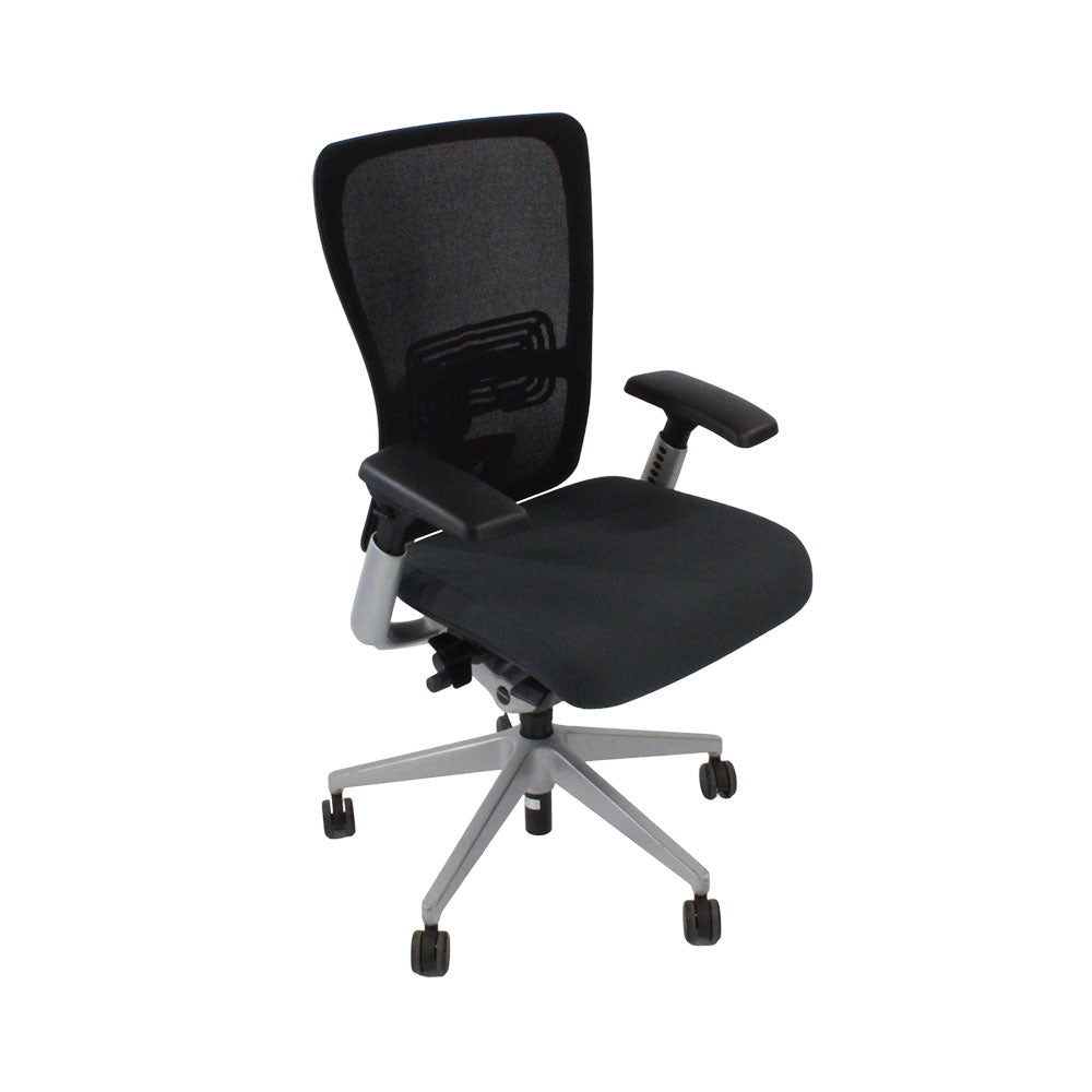 <tc>Haworth</tc>: <tc>Zody Comforto</tc> Chaise de bureau 89 en tissu noir/cadre gris - Reconditionnée