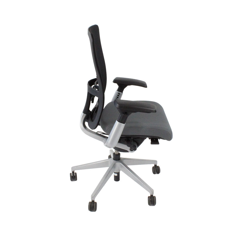 <tc>Haworth</tc>: <tc>Zody Comforto</tc> Chaise de bureau 89 en tissu gris/cadre gris - Reconditionnée