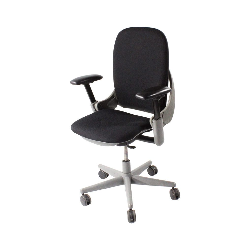 <tc>Steelcase</tc>: <tc>Leap V1</tc> Chaise de bureau - Structure grise/tissu noir - Reconditionnée