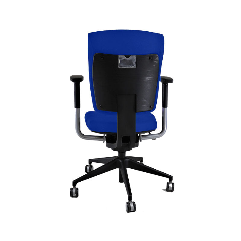 <tc>Senator</tc>: <tc>Sprint</tc> Chaise de bureau en tissu bleu - Reconditionnée