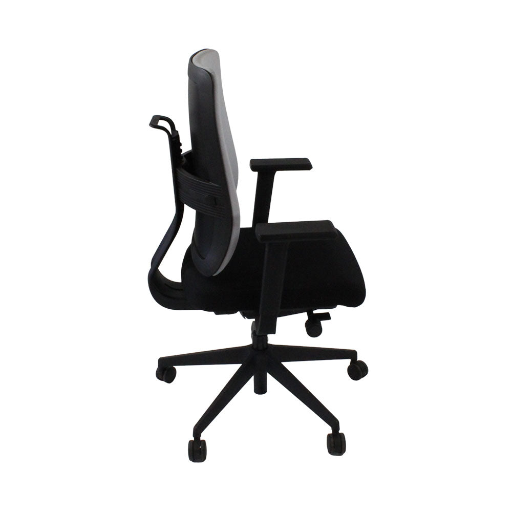<tc>Viasit</tc>: <tc>Toleo Move</tc> Chaise de bureau rembourrée en cuir noir - Reconditionnée