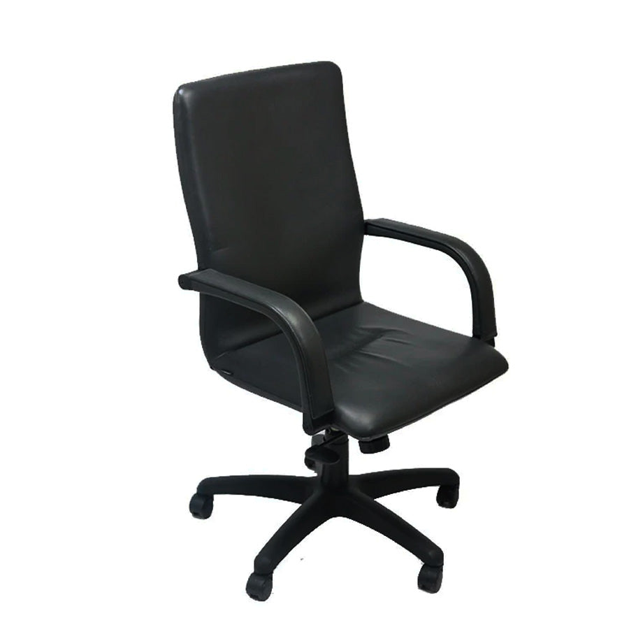 Nienkamper : <tc>Senator</tc> Chaise de salle de réunion - Rénovée