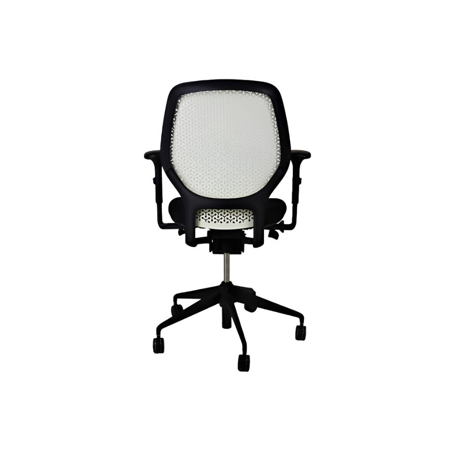 Orangebox : <tc>Ara</tc> - Chaise de travail - Remis à neuf