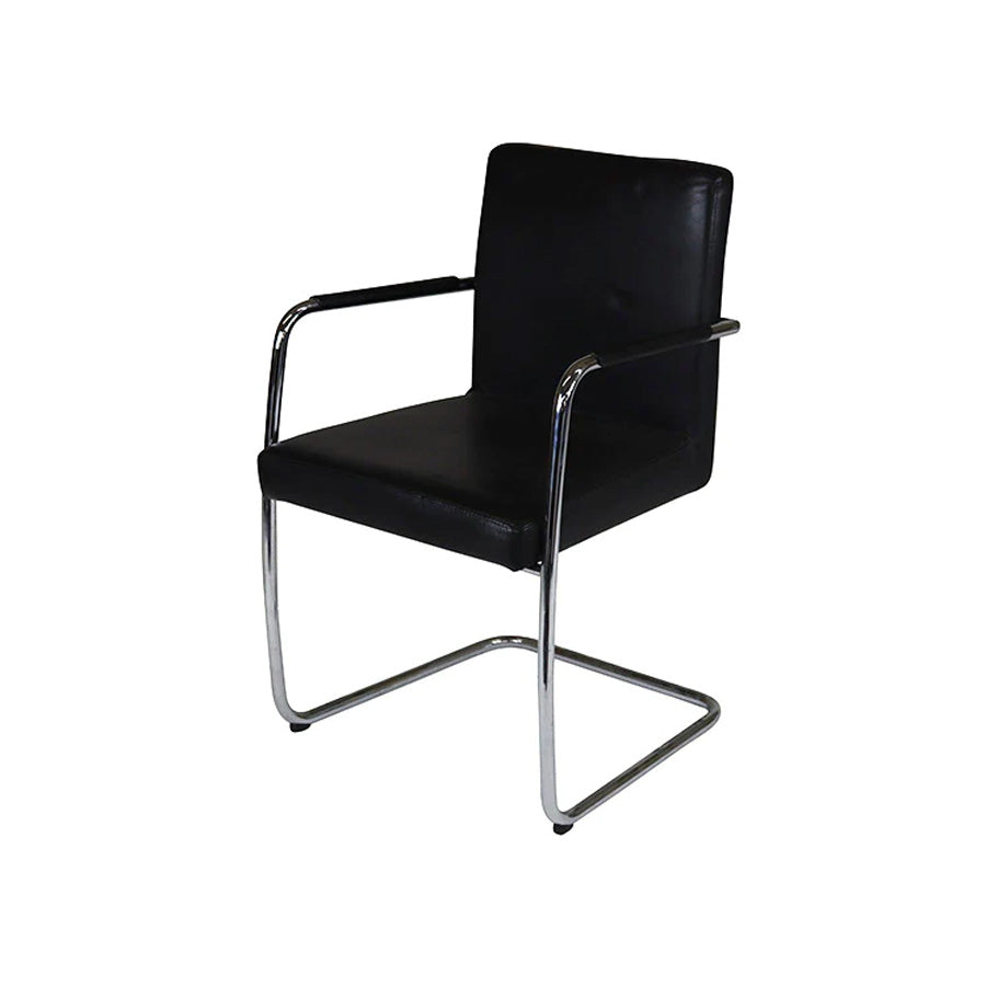 <tc>Wiesner-Hager</tc>: Chaise de réunion Concept - Rénovée