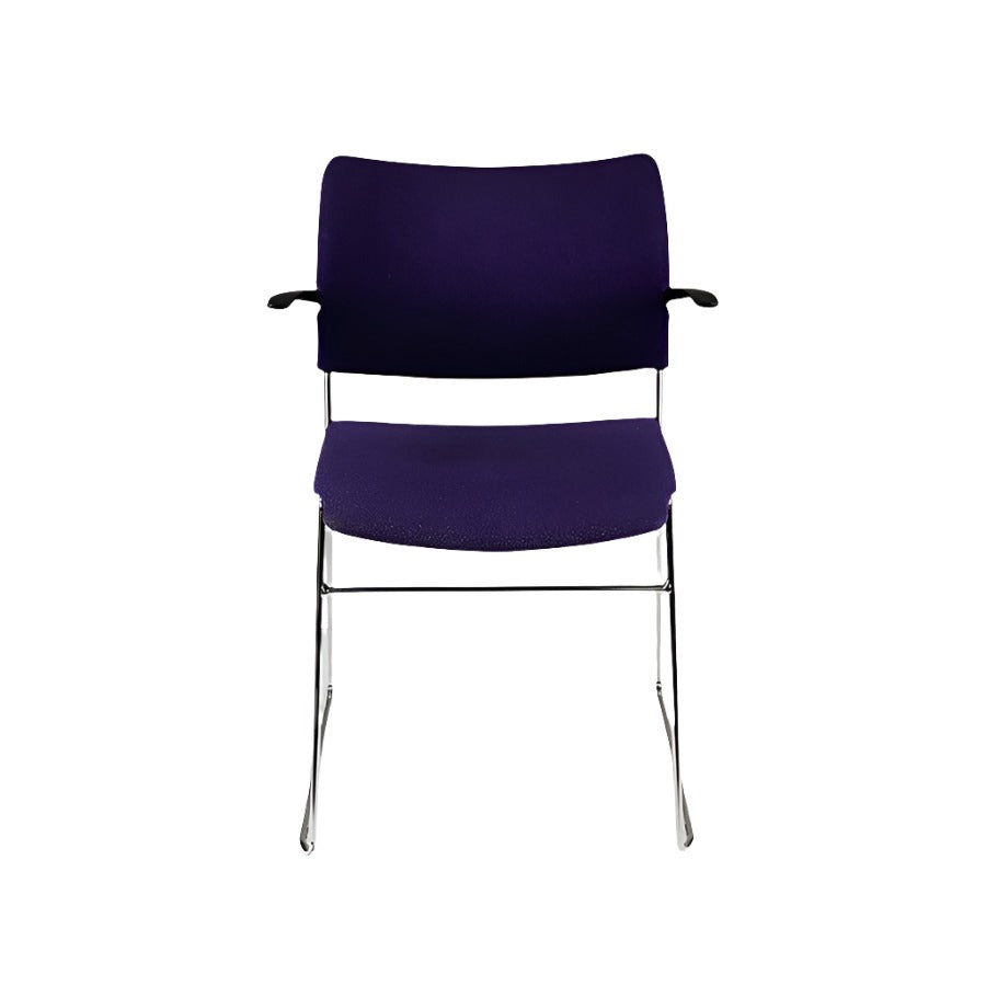 <tc>Senator</tc>: Chaise empilable Howe - Reconditionnée