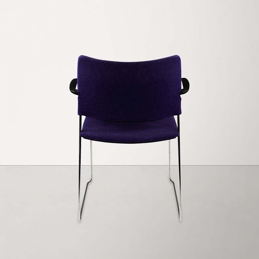 <tc>Senator</tc>: Chaise empilable Howe - Reconditionnée