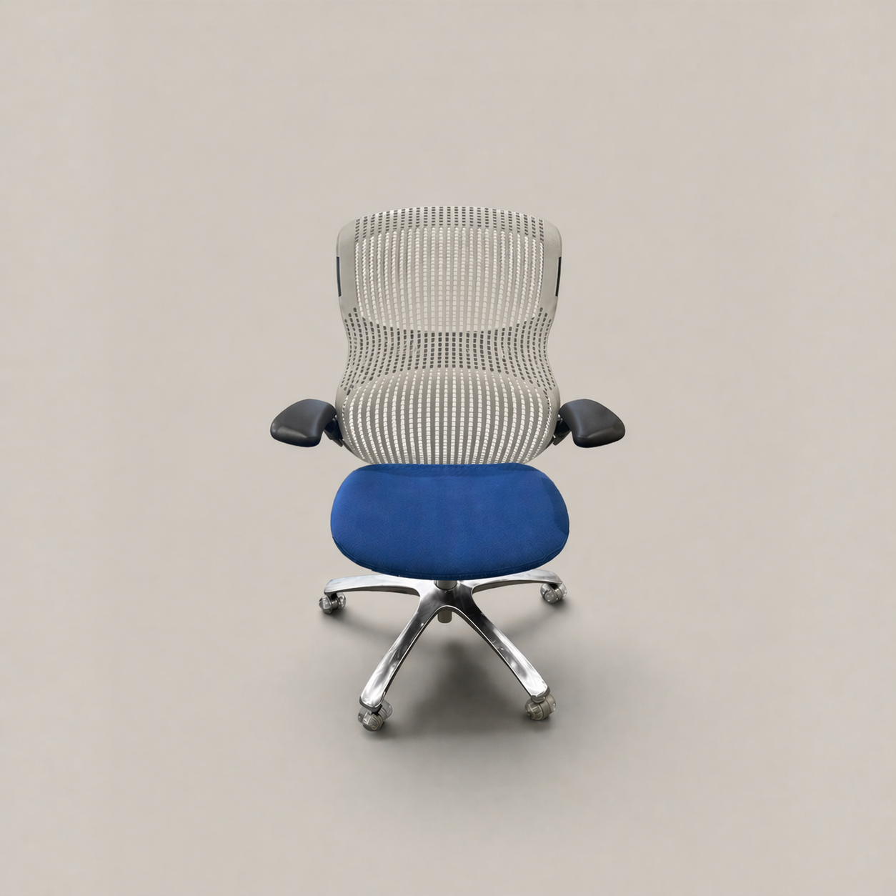 <tc>Knoll</tc>: Generation - Chaise de bureau bleue - Remis à neuf