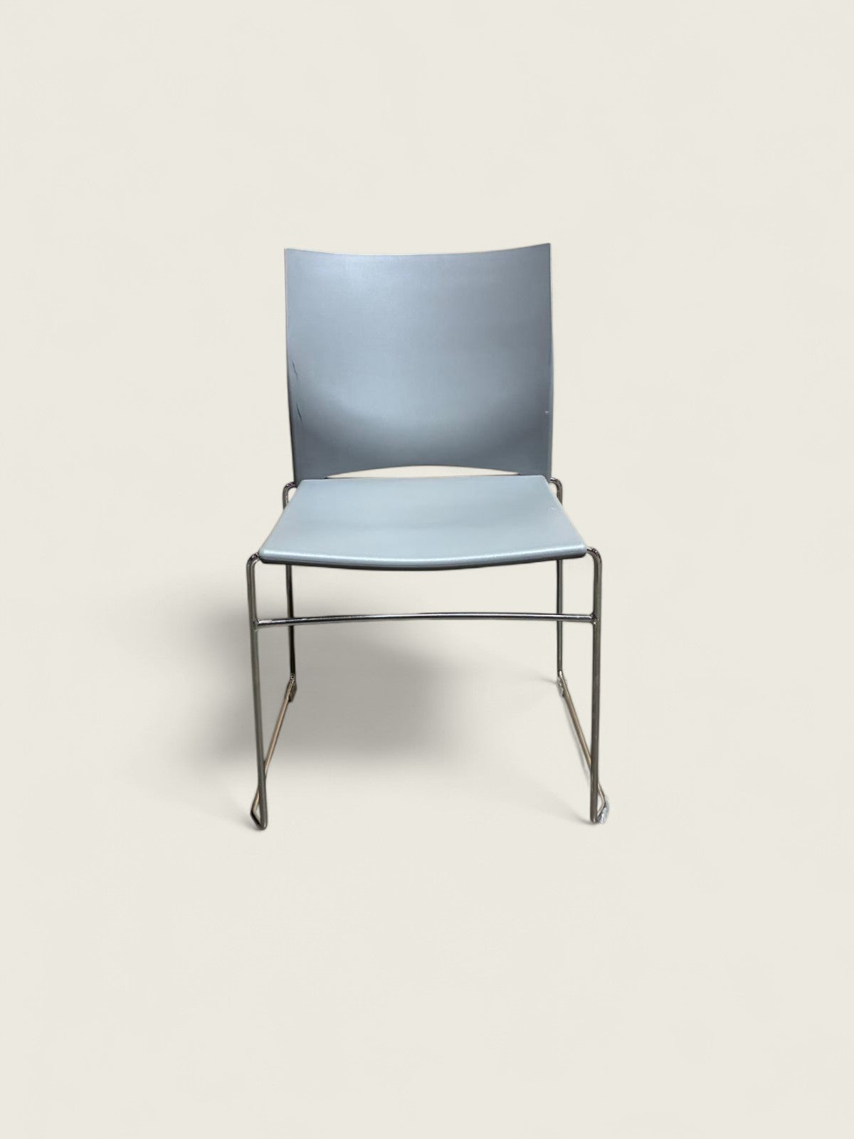 <tc>Connection</tc>: Chaise visiteur grise - Reconditionnée