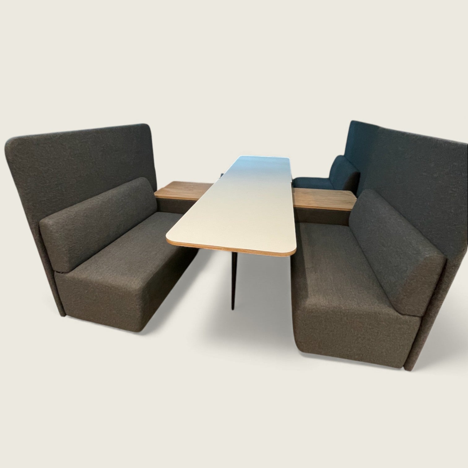 Davison : Cabine de réunion face-à-face à dossier haut - Remis à neuf