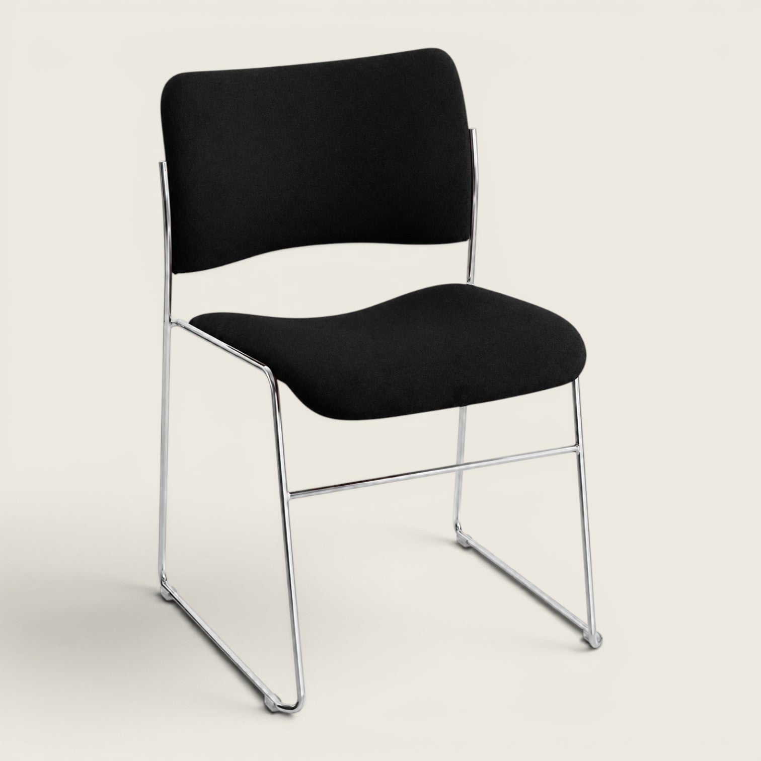 Howe: 40/4 chaise d'empilement - rénové