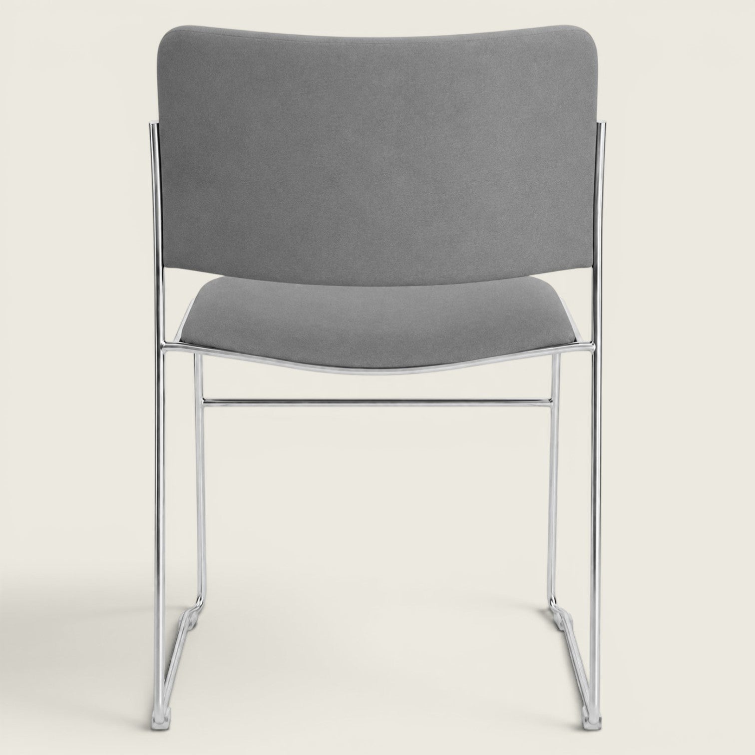 Howe: 40/4 chaise d'empilement - rénové