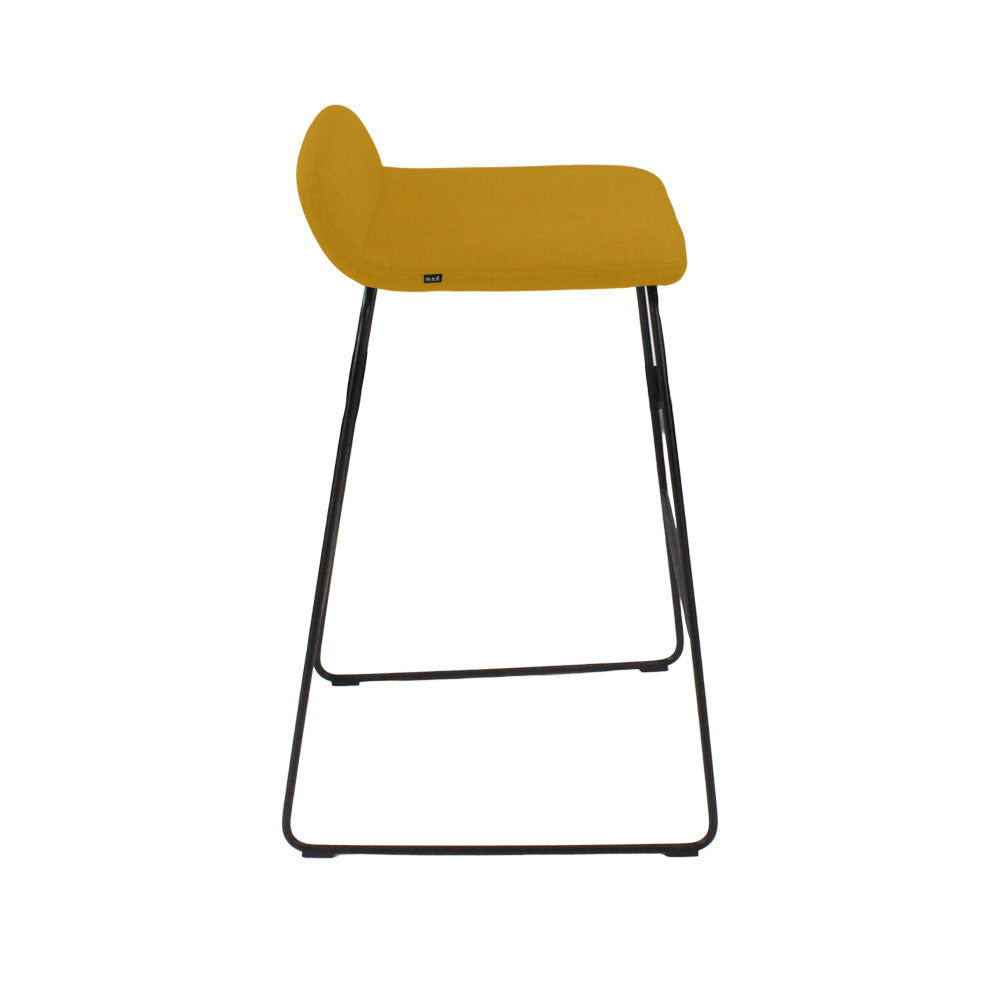 M.A.D : Tabouret de Bar Lolli en Tissu Jaune - Reconditionné