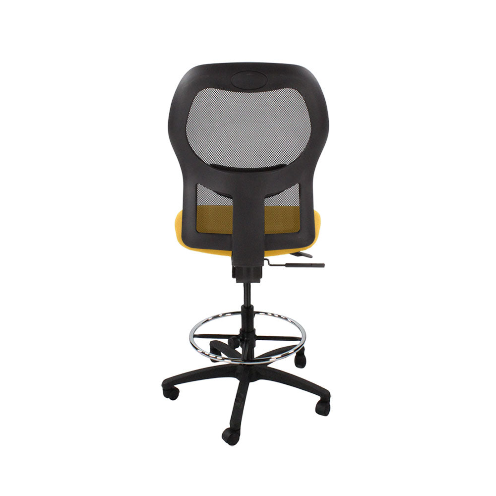 Ahrend : Chaise dessinateur type 160 sans accoudoirs en tissu jaune - piètement noir - Reconditionné