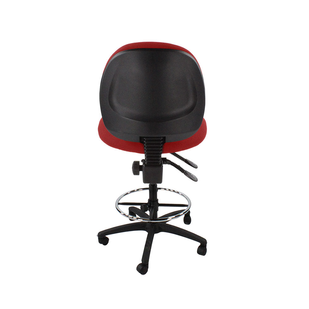 TOC : Chaise de dessinateur Scoop sans accoudoirs en tissu rouge - Remis à neuf