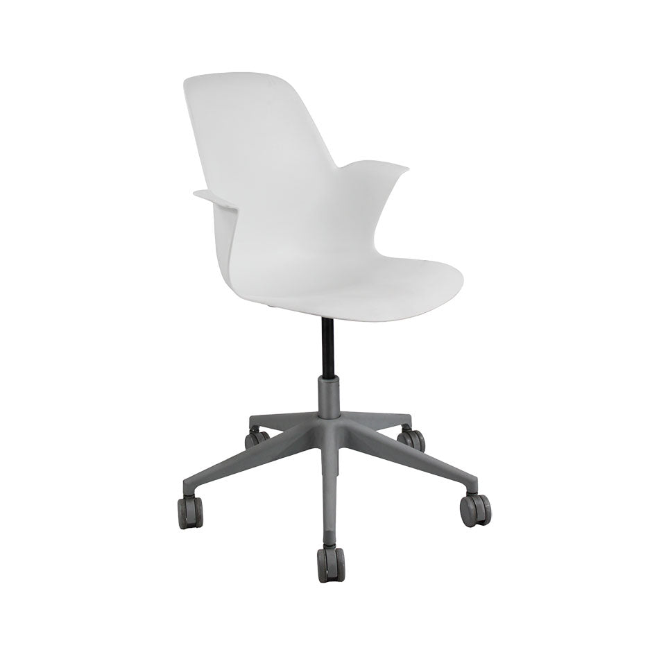 Steelcase : Chaise Node en blanc - Remis à neuf