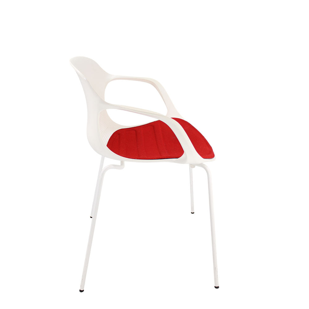 Fritz Hansen : Chaise Nap en Tissu Blanc/Rouge - Reconditionné