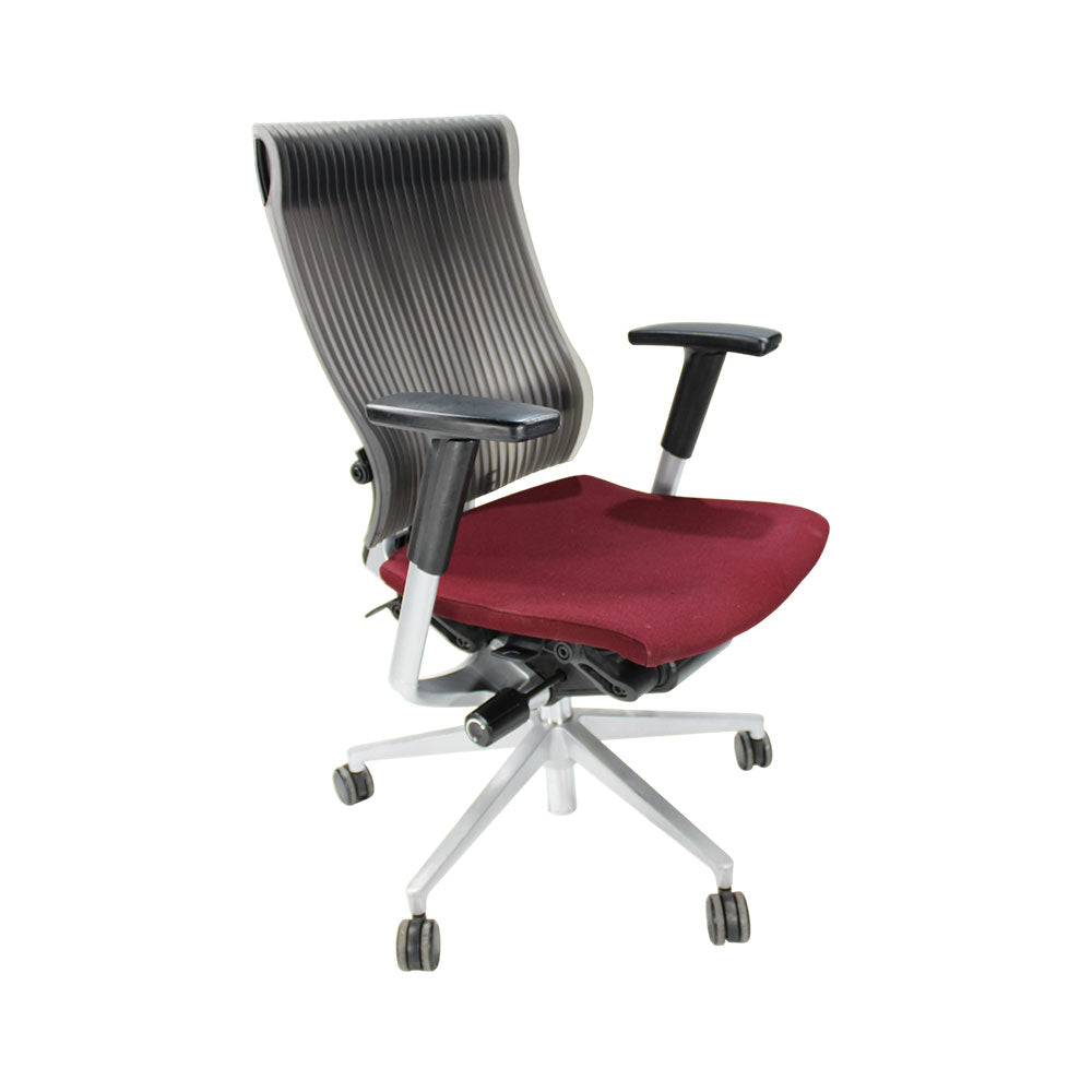 Itoki Global : Chaise de bureau Spina en tissu bordeaux - Reconditionnée