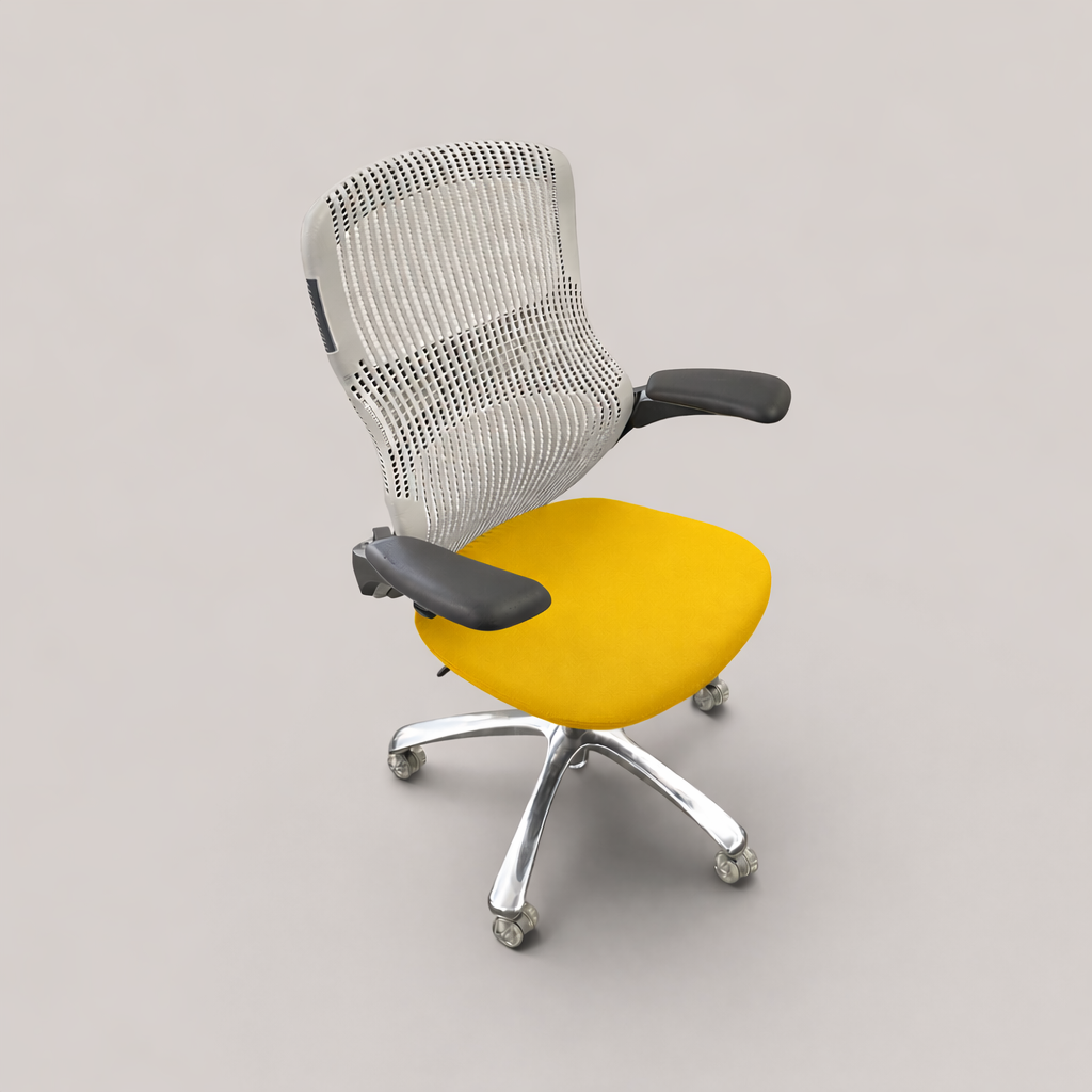 <tc>Knoll</tc>: Generation - Chaise de bureau jaune - Remis à neuf