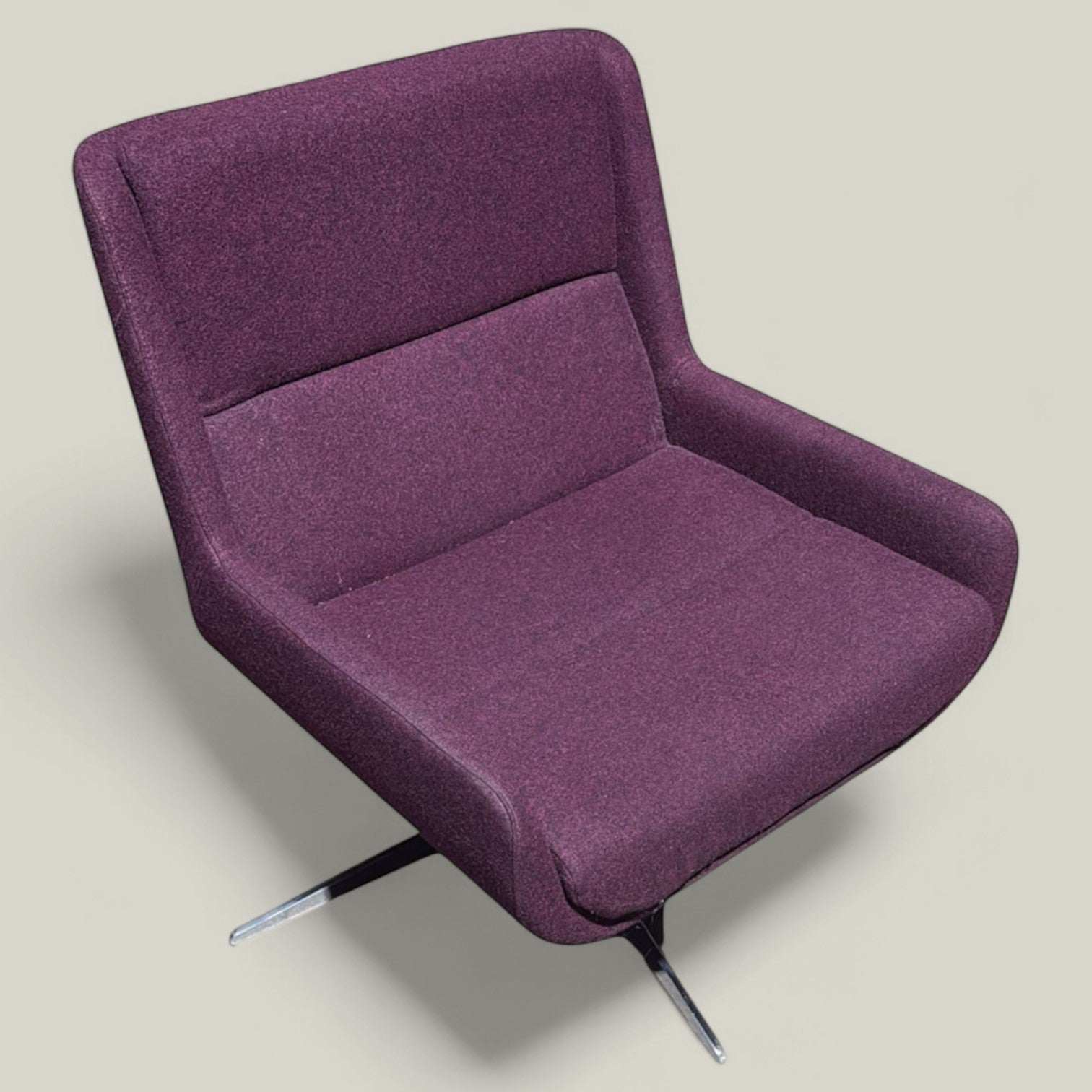 <tc>Boss Design</tc>Fauteuil Luge Purple Hush - Remis à neuf