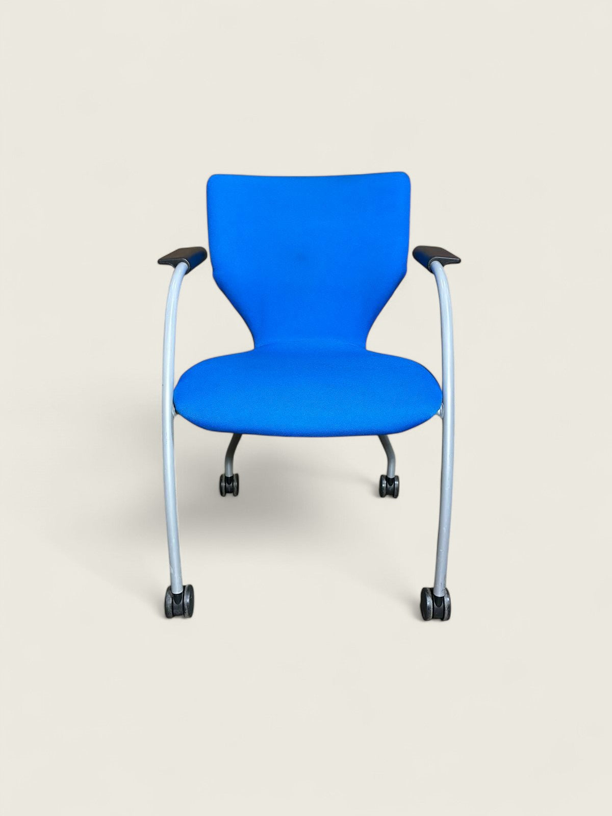 Orangebox : Chaise d'appoint visiteurs bleue à roulettes - Reconditionnée