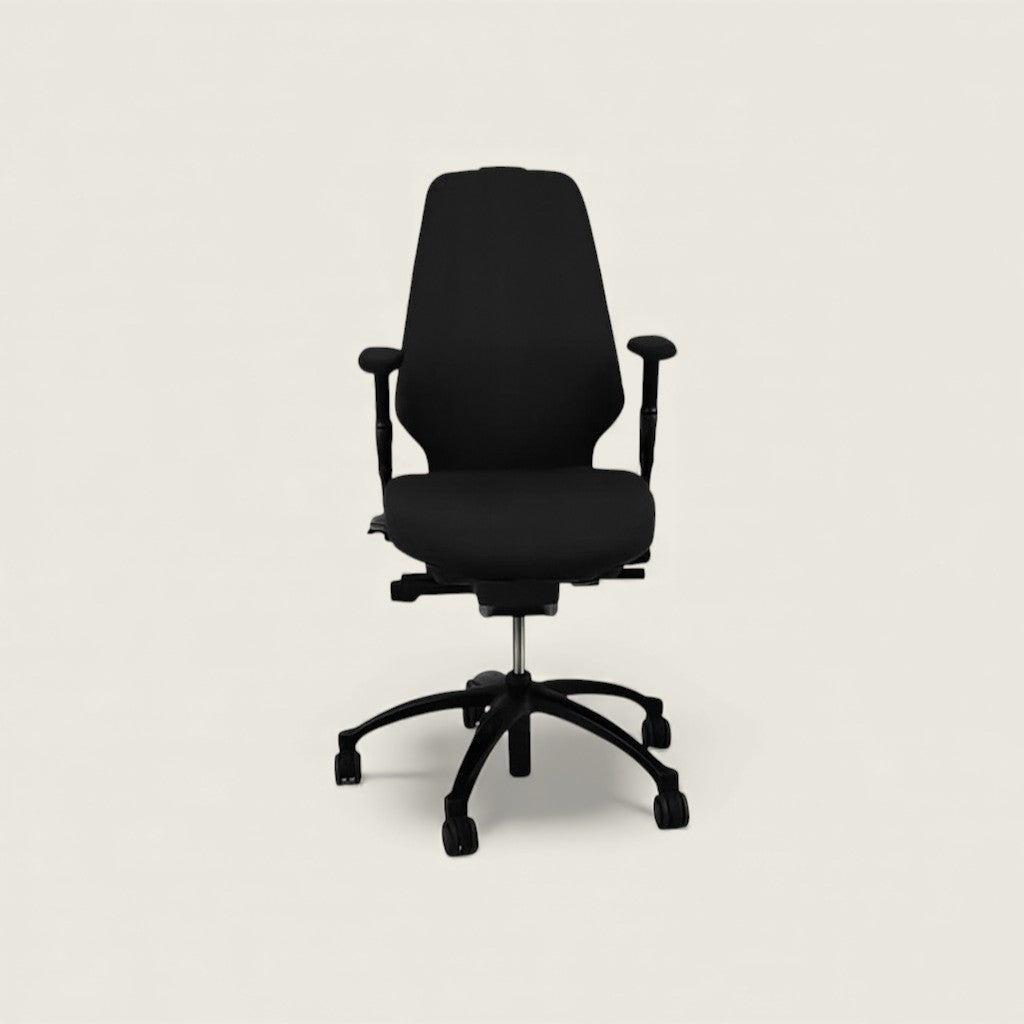 RH Logic: 400 High Back Ergononic Office Chair - Remis à neuf
