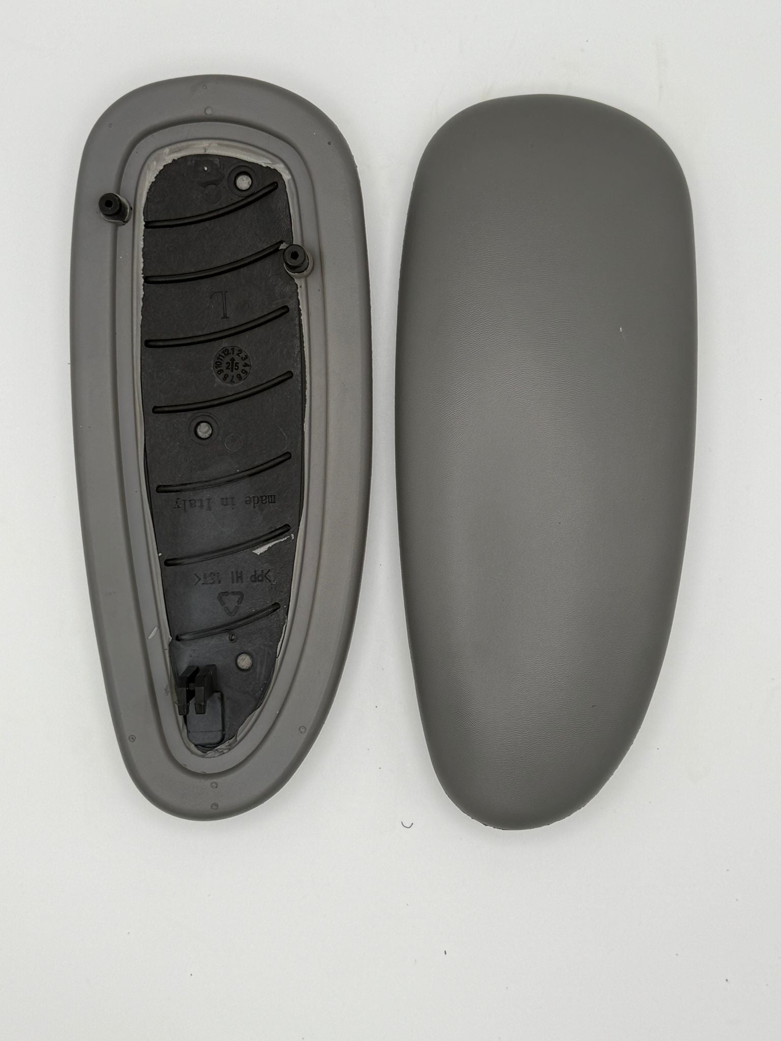 Humanscale Grey Liberty Replacement Arm Pads - Pack of 1