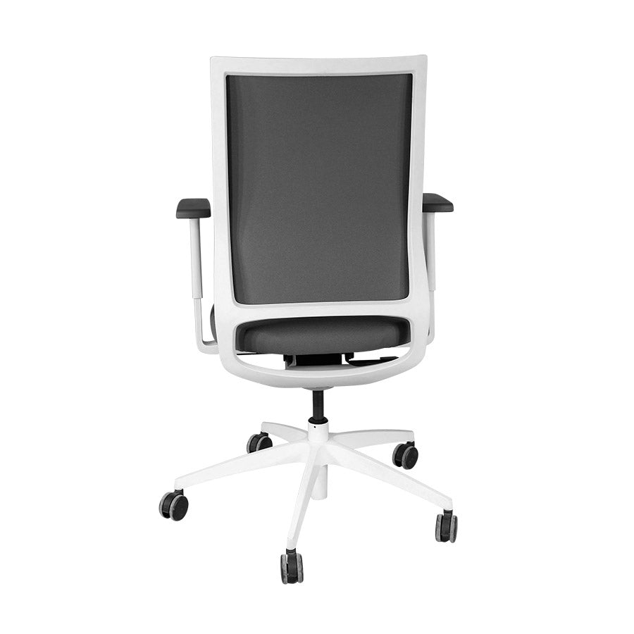 Sedus: Quarterback Office Chair with White Frame in Grey Fabric - Refurbished