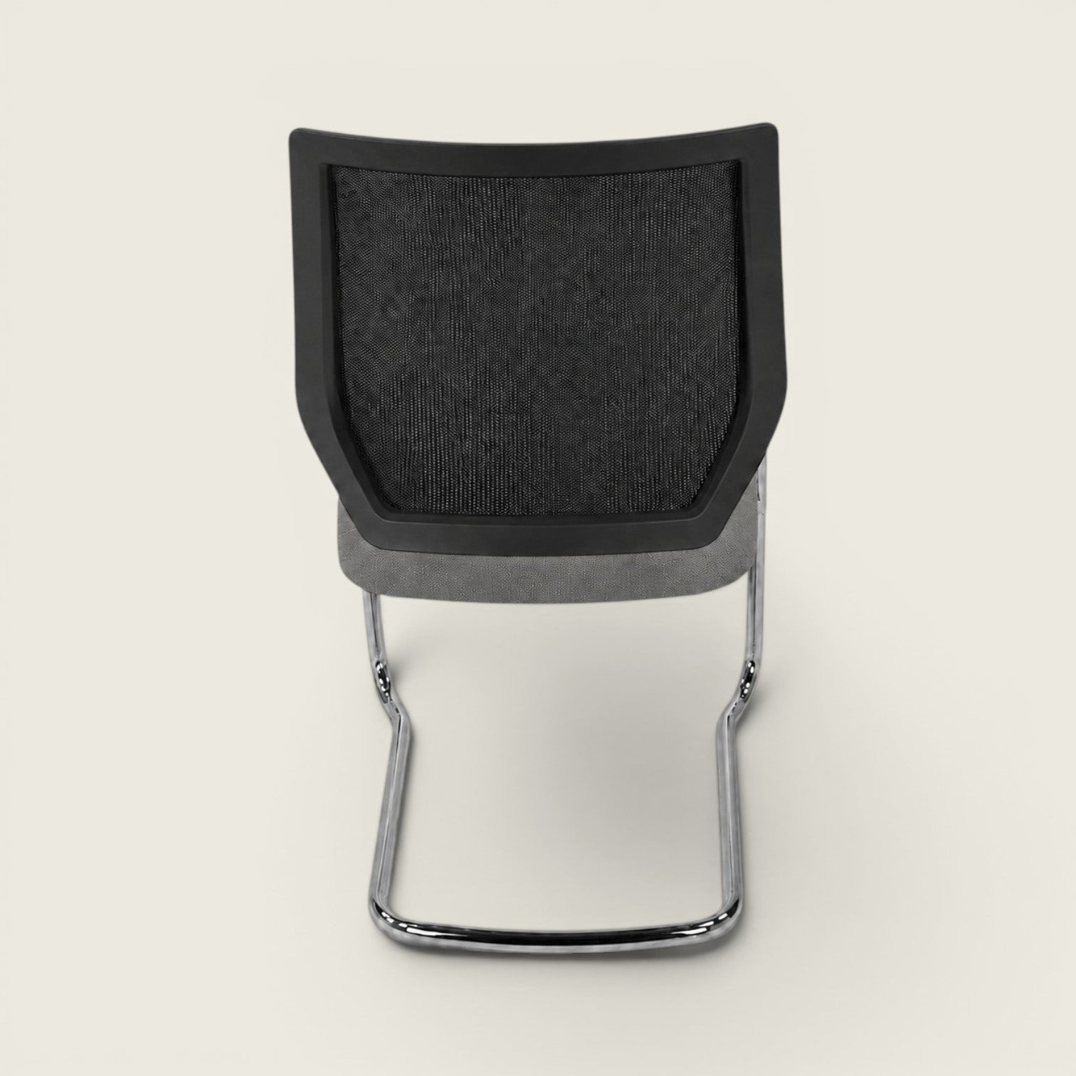 Sedus: Quarterback Cantilever Chair With a Black Mesh Back and Grey Seat - Refurbished