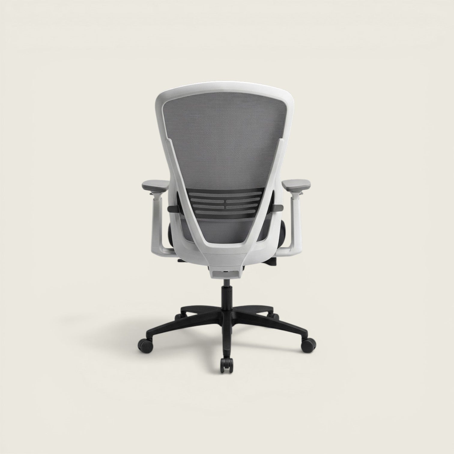 Senator: Ousby Task Chair in Black - Refurbished