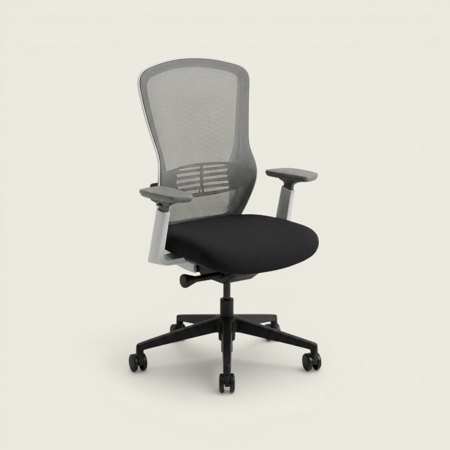 <tc>Senator</tc>Chaise de bureau Ousby noire - Remis à neuf