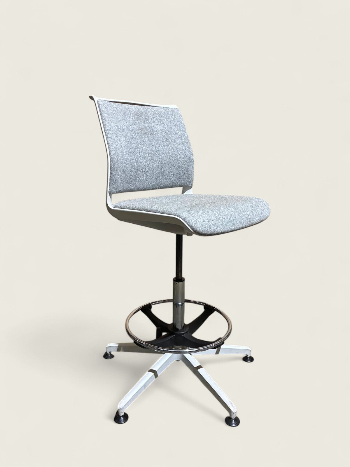<tc>Senator</tc>: Chaise de dessinateur grise - Reconditionnée