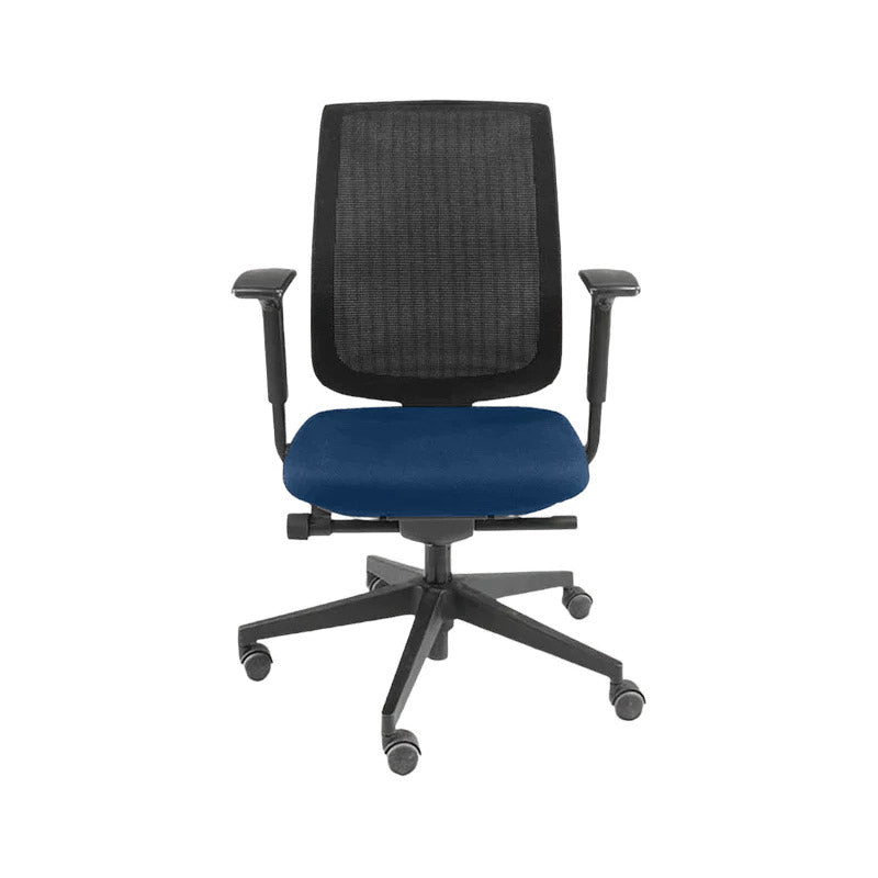 Steelcase : Chaise de bureau Reply avec dossier en maille en tissu bleu - Reconditionnée