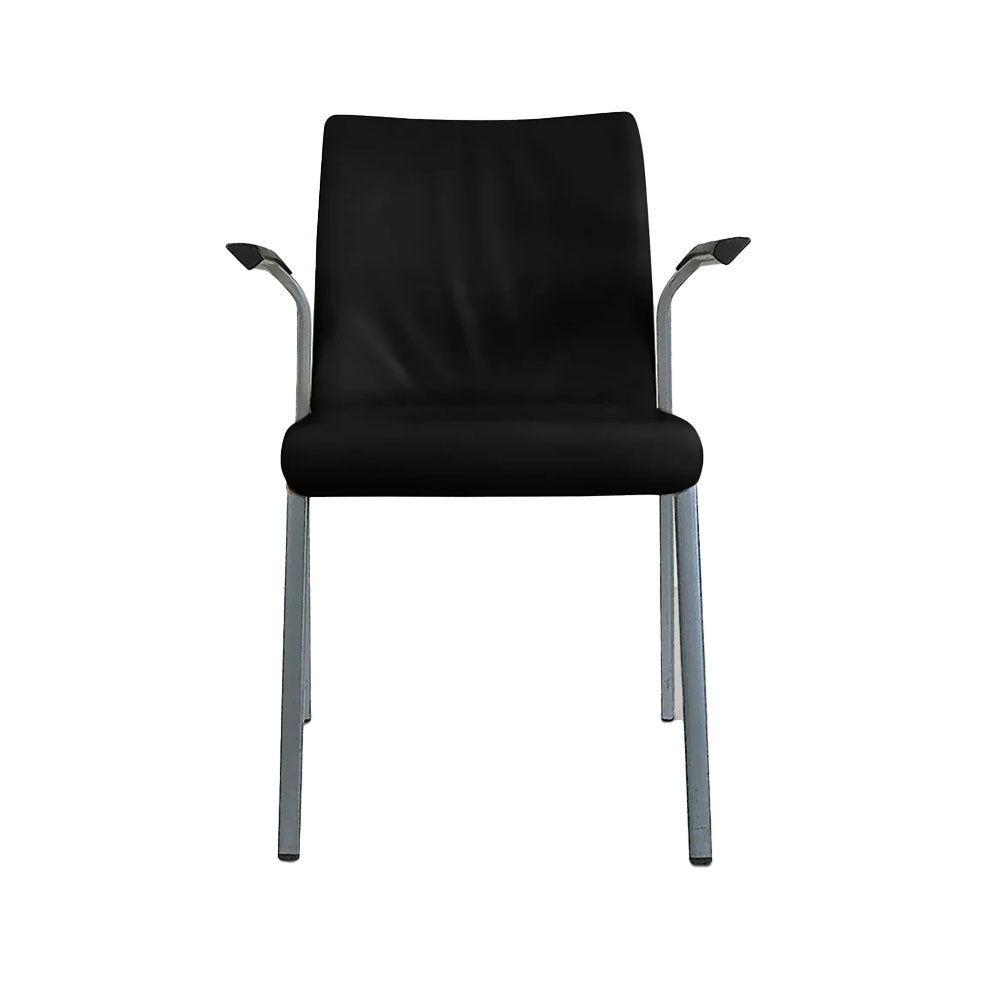 Steelcase : Chaise Empilable en Cuir Noir - Reconditionné