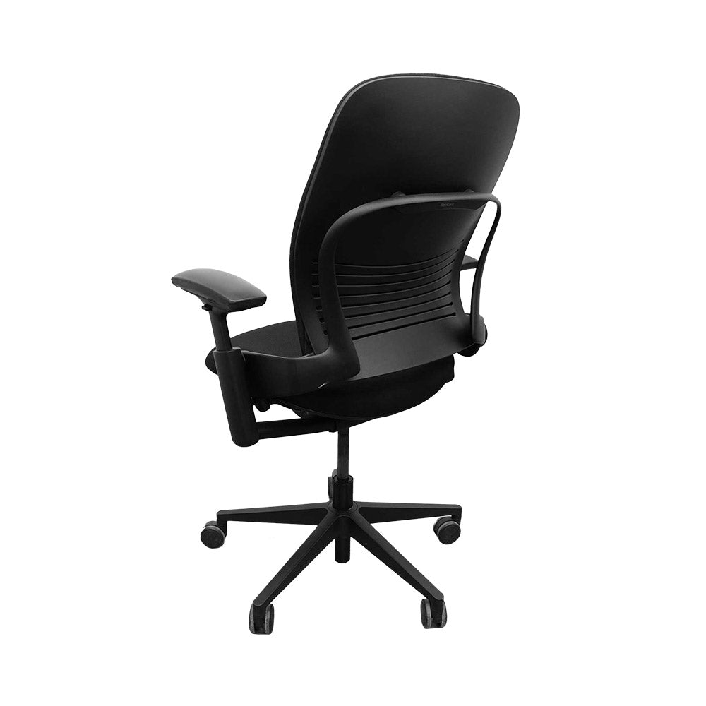 Steelcase : Chaise de bureau Leap V2 - Cuir noir - Remis à neuf