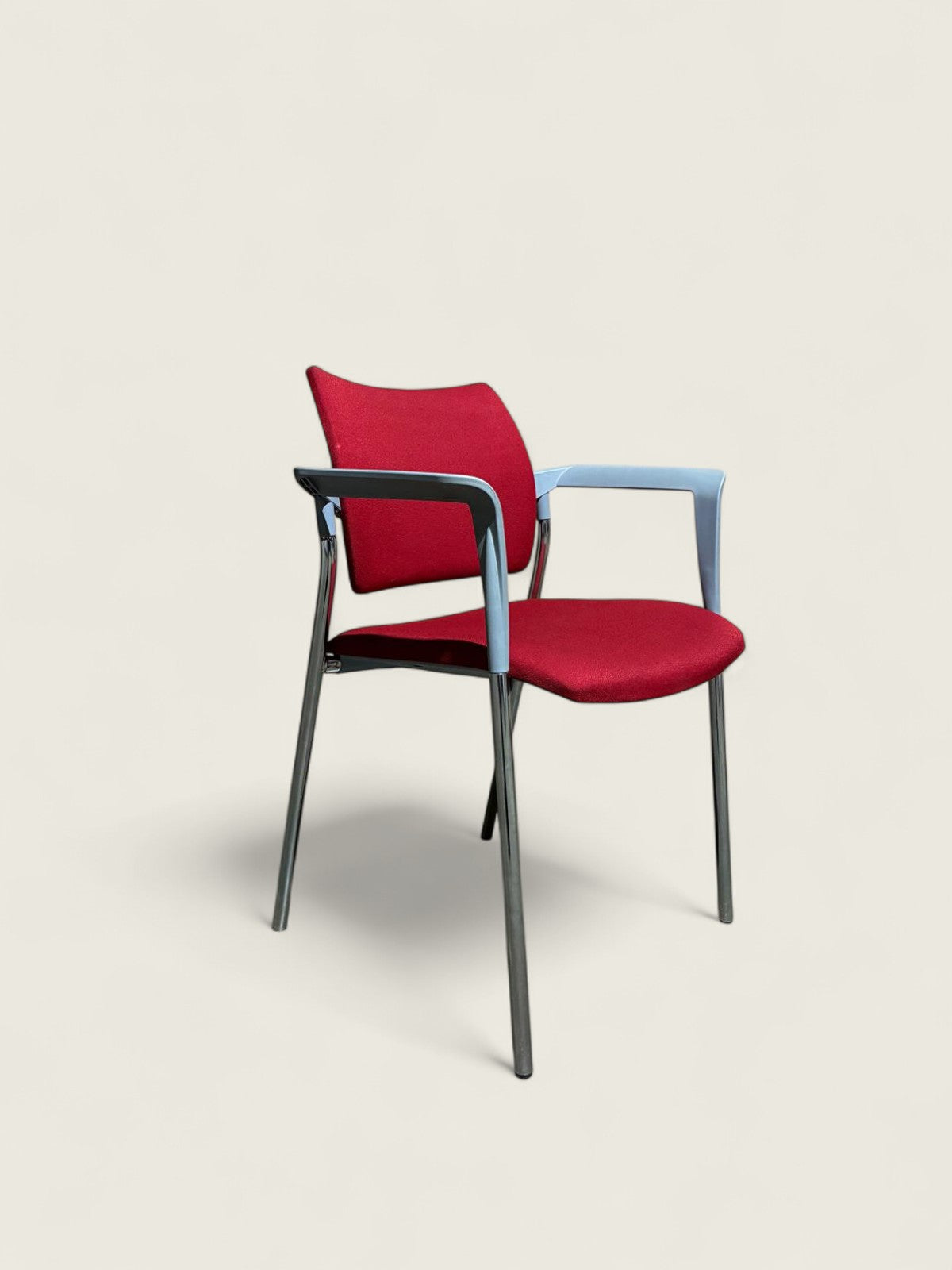 <tc>Boss Design</tc>: Fauteuil visiteur Torasen Kyos - Remis à neuf