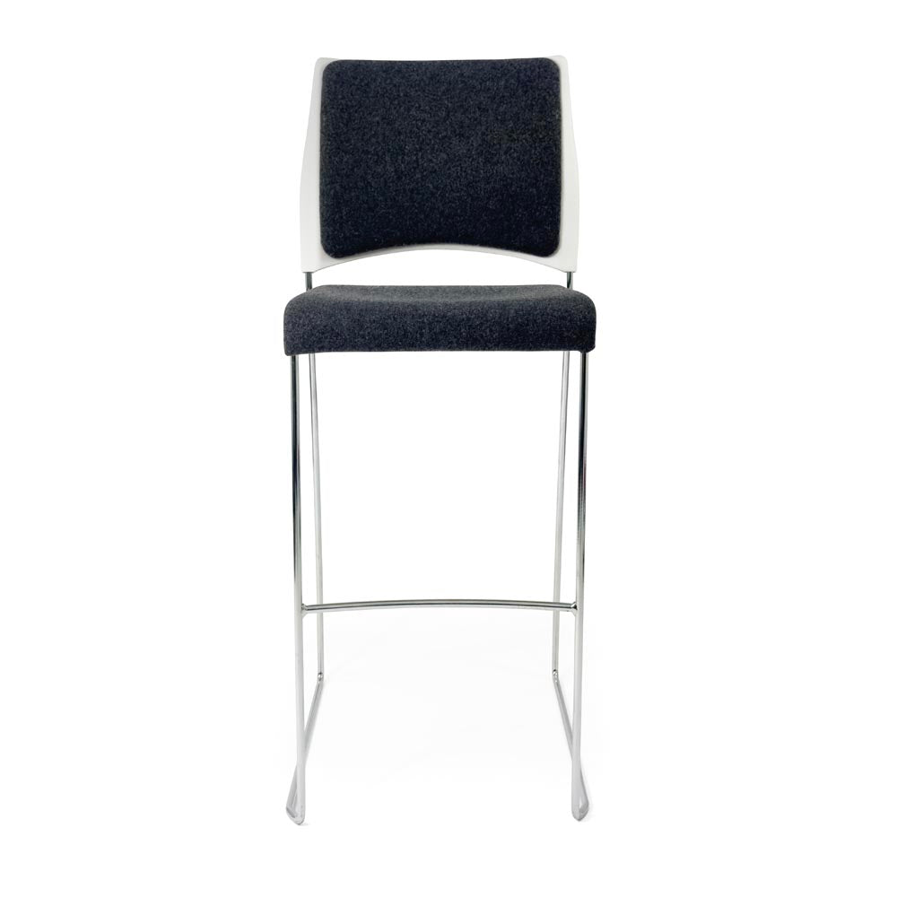 Verco: Sting High Tabouret en tissu noir et jambes chromées - rénové